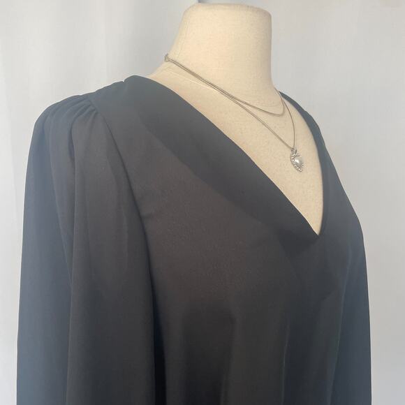 Flowy Blouse Top Size Small Black Solid Sheer Chiffon Peasant Minimal Office - Picture 3 of 13